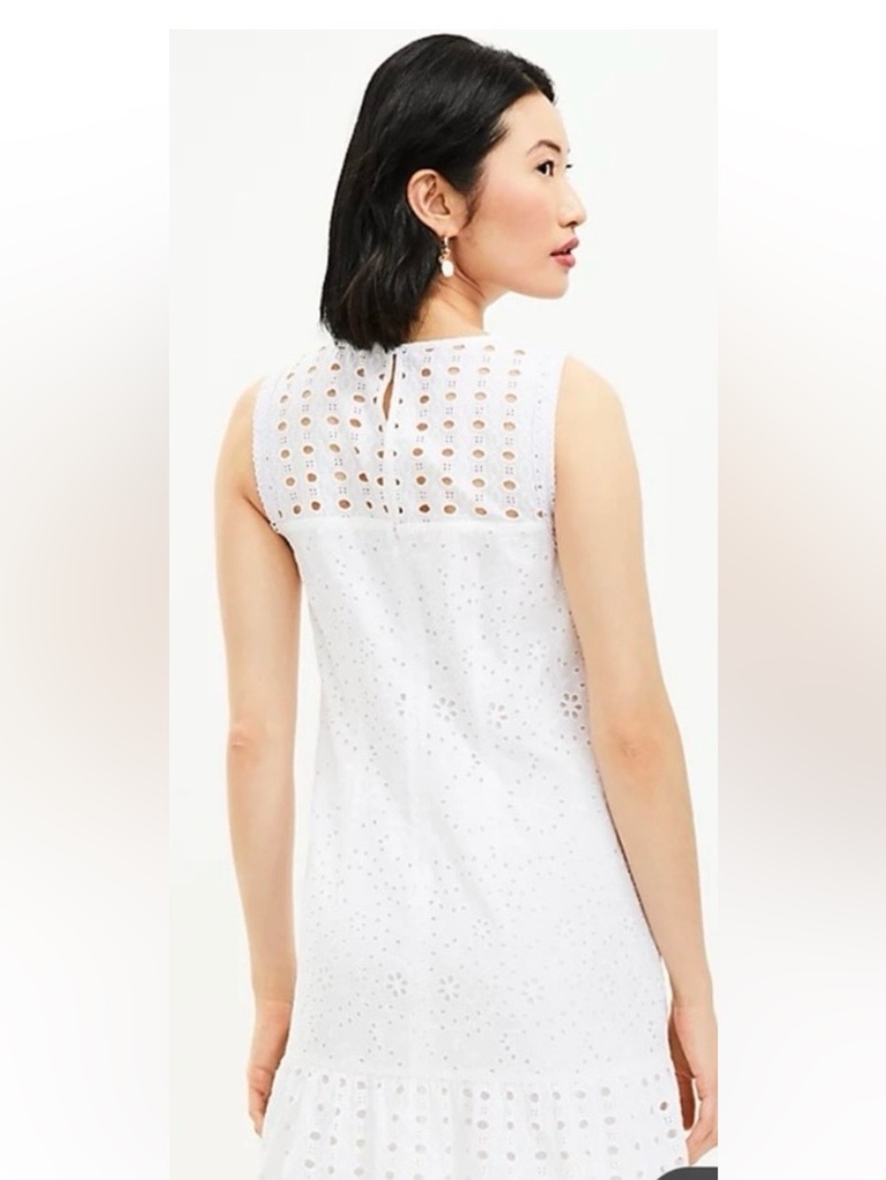LOFT Eyelet Cutout Flounce Shift Dress in White - Size: 4 - Picture 2 of 5